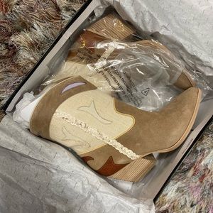 LORAL BOOTIES IN TAUPE MULTI SUEDE